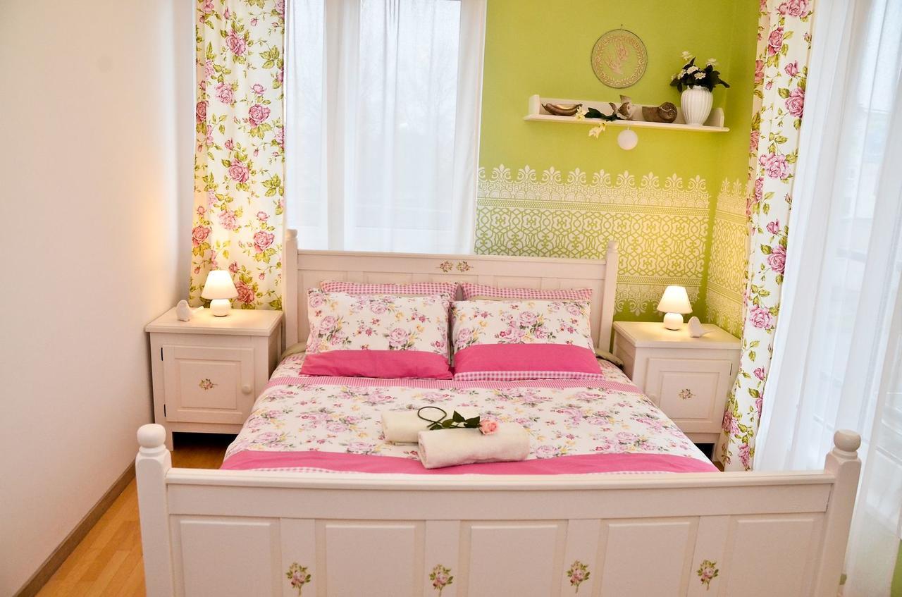 Romantic Apartman Hajdúszoboszló 外观 照片