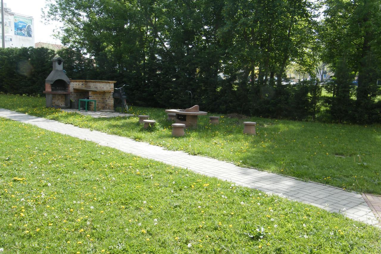 Romantic Apartman Hajdúszoboszló 外观 照片